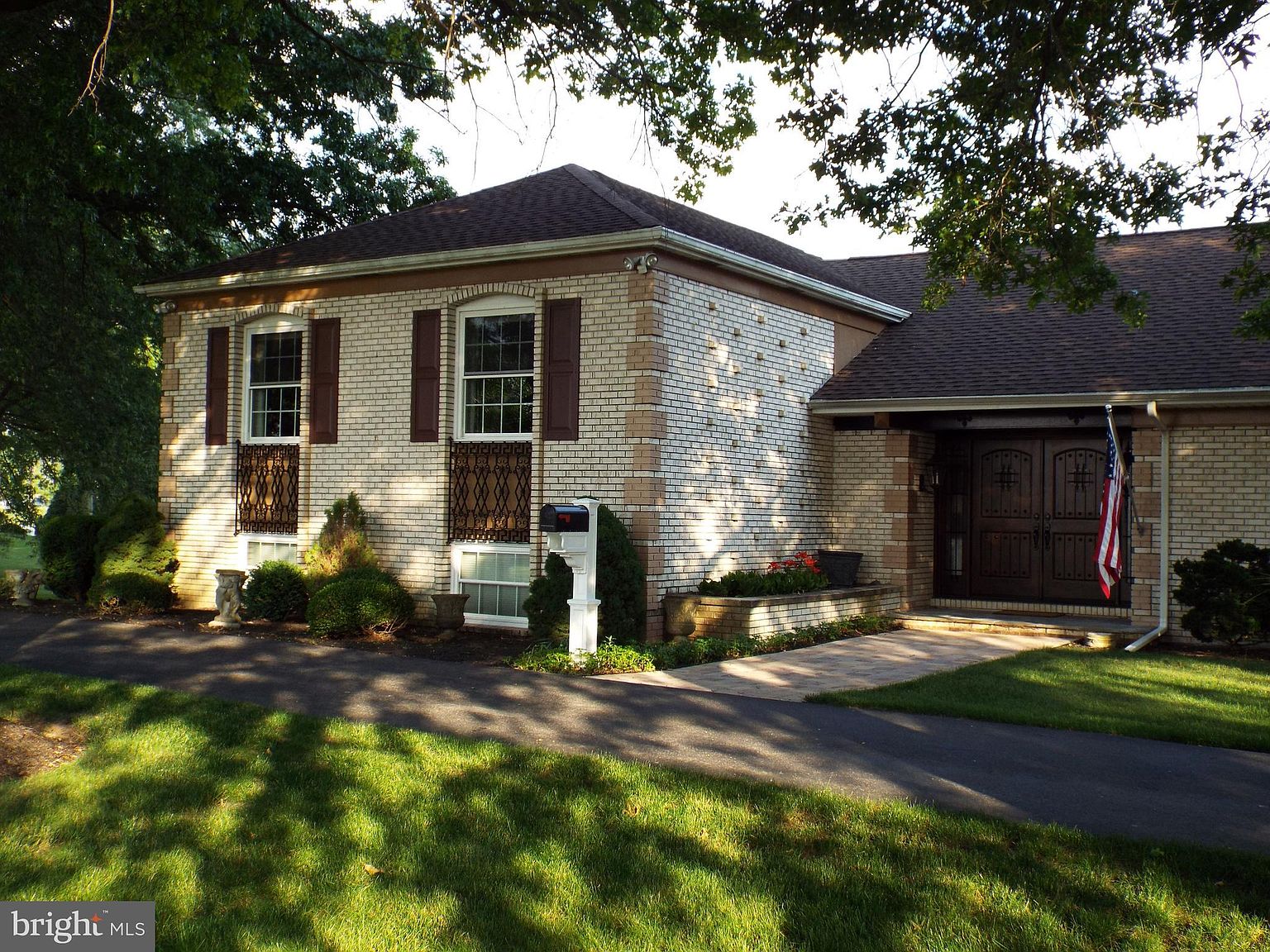 240 Theatre Dr, Johnstown, PA 15904 Zillow