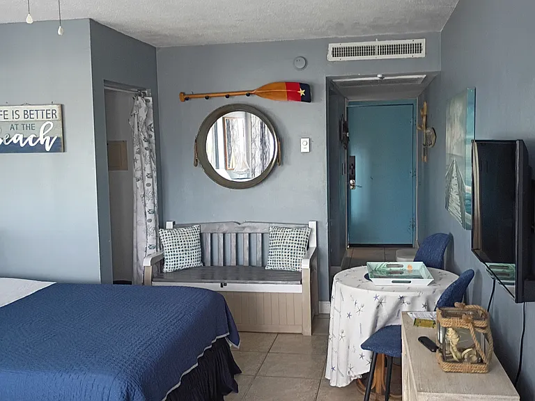 219 S Atlantic Ave #B — Photo 4