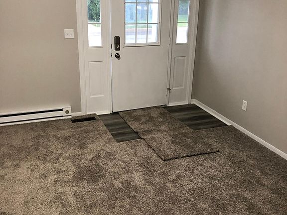 3rd image of 1017 Ebersole Blvd #B