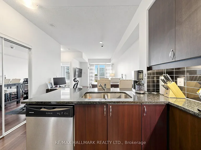 8110 Birchmount Rd #717E — Photo 25