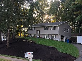 120 Mill Pond Rd, Hamden, CT 06514