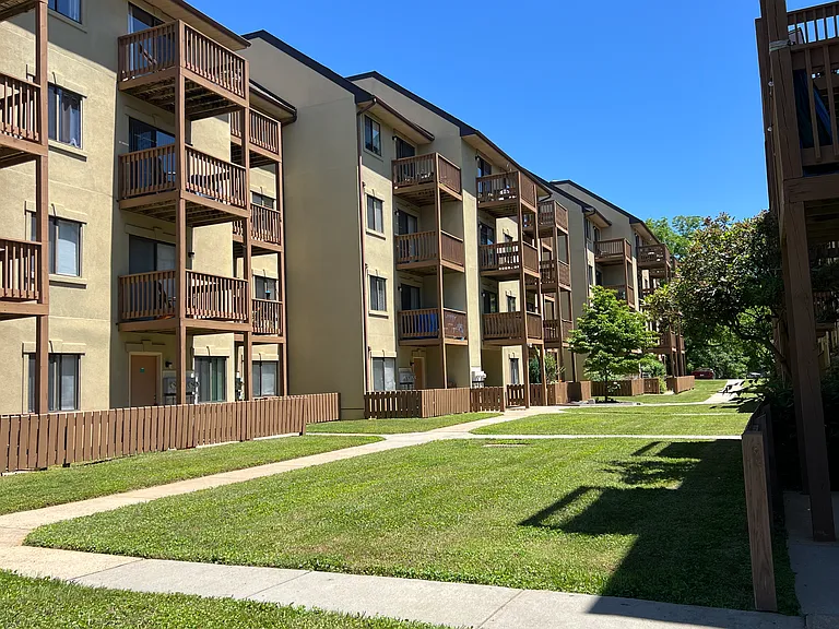 1000 Linden Ave #N304 — Photo 12