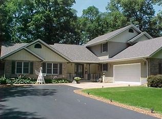 11320 Sandpiper St, Demotte, IN 46310