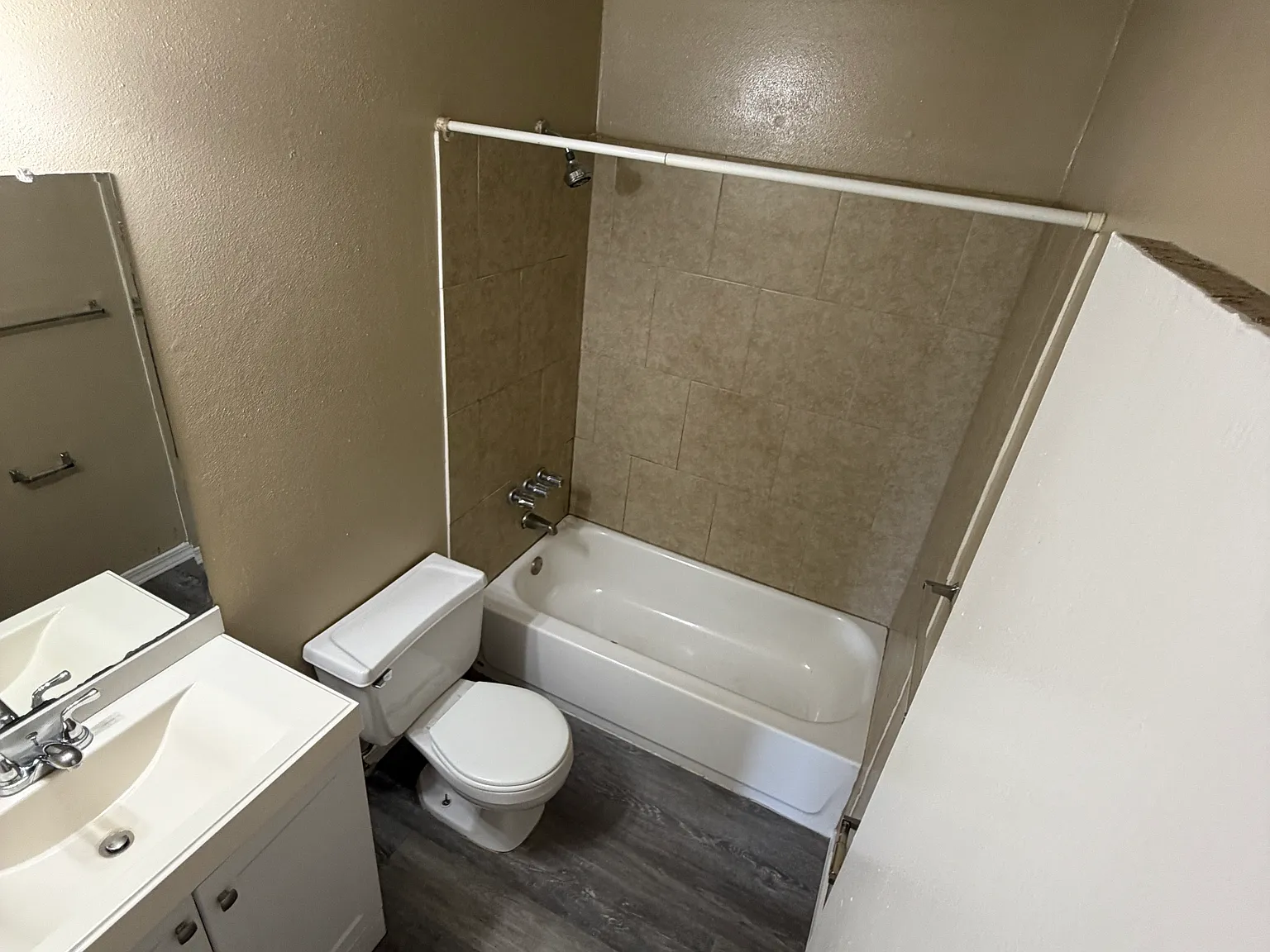 2 bed, 865 sqft, $1,250 — Photo 3