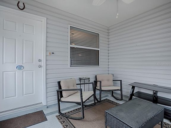 4th image of 2820 Barboza Dr