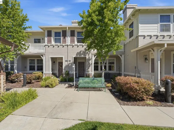 2656 Northern Cross Rd, Hayward, CA 94545