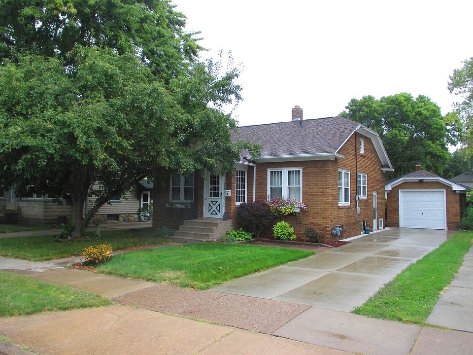 1st image of 551 Saratoga St