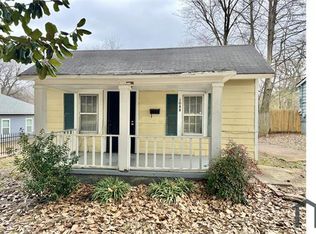 1088 Semmes St, Memphis, TN 38111