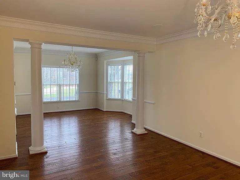 20242 Hidden Creek Ct — Photo 5
