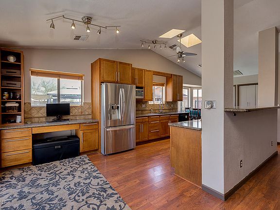 4th image of 7552 E Grandview Cir