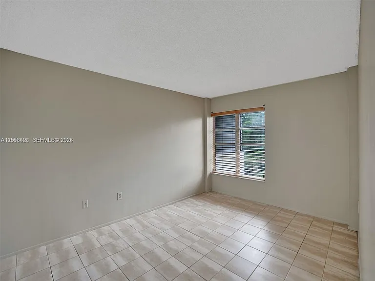 4166 Inverrary Dr #403 — Photo 15