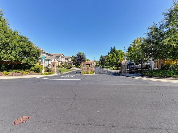 4th image of 2517 Macero St