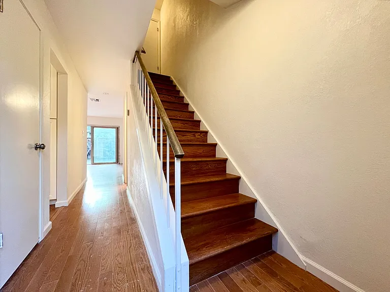1177 Oddstad Blvd — Photo 18
