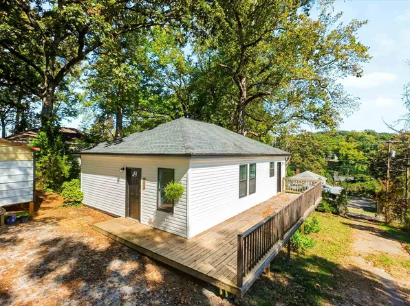 153 Cobb St, Easley, SC 29640