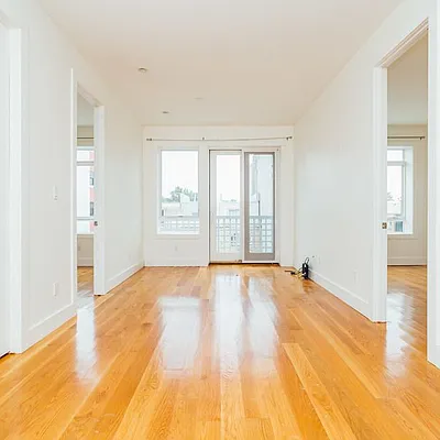 Rented by Nooklyn NYC LLC | media 44
