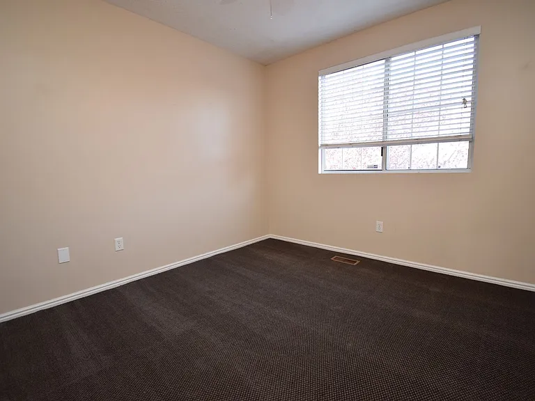 1623 W Crystal Ridge Dr — Photo 19