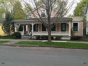 321 W Buffalo St photo 1