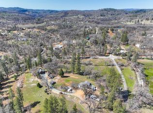 15053 Arrowhead Ln, Grass Valley, CA 95945