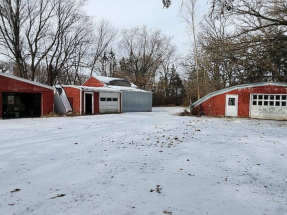3rd image of 14941 750th Ave