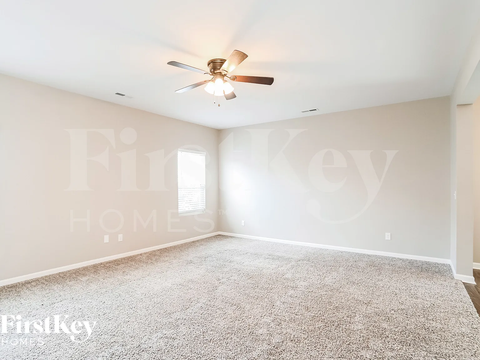 3 bed, 2.5 bath, 2088 sqft, $1,835 — Photo 4