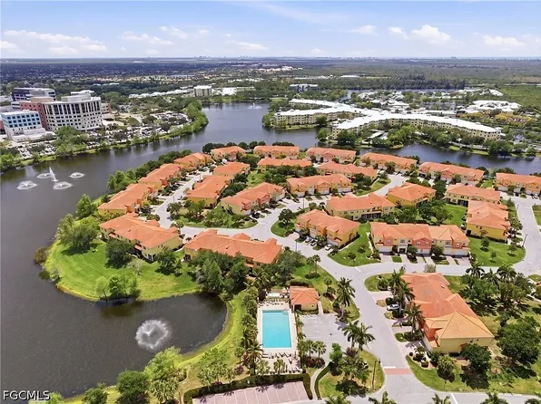 9811 Bodego Way, Fort Myers, FL 33908