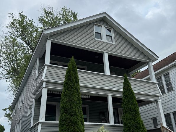 40 Pinewood Ave FLOOR 2