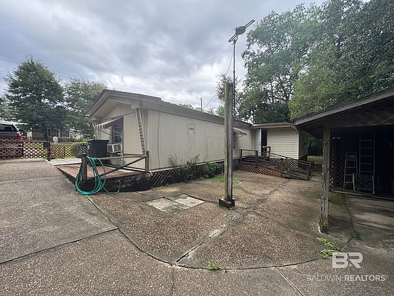 4th image of 1507 Martinez Dr