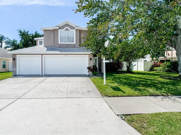 1120 Bluffs Cir, Dunedin, FL 34698