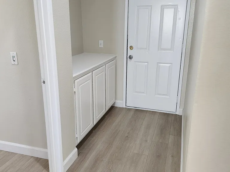 13514 Morningside St — Photo 13
