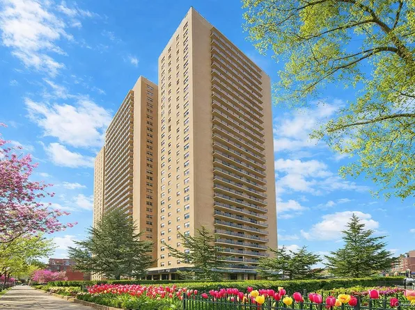 110-11 Queens Boulevard #3C, Forest Hills, NY 11375