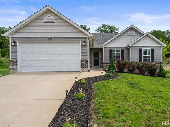 1508 Saint Charles Dr, Hillsboro, MO 63050