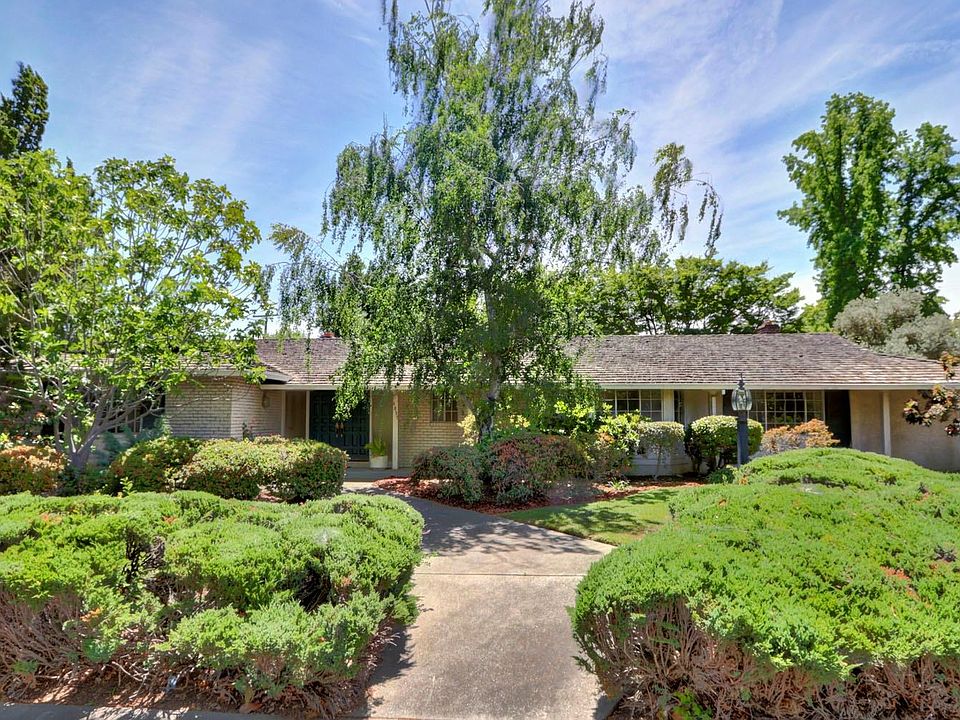1st image of 4837 Crestwood Way