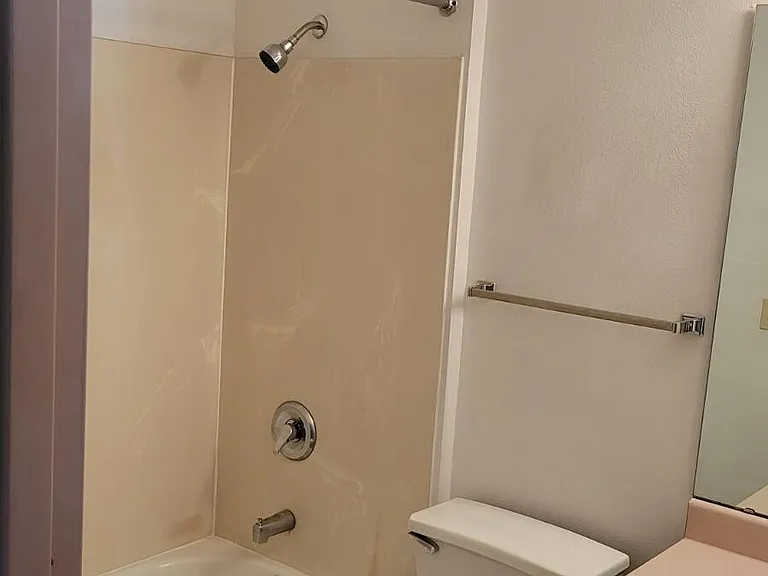 Roosevelt Tower — Photo 16