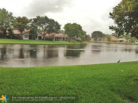 4th image of 1001 NW 105th Way #A-143
