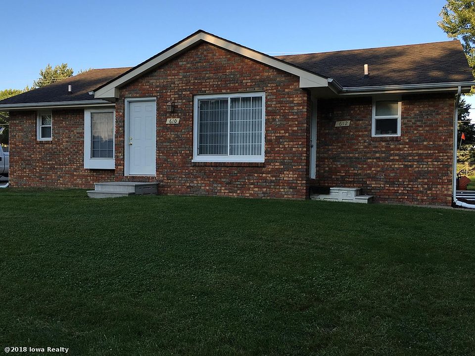 1st image of 610/612 NW Chapel Dr