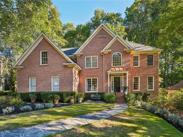 2215 Austin Lake Dr SE, Smyrna, GA 30082