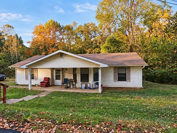 2nd image of 3105 Harris Rd
