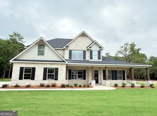 300 Air View Dr, Warner Robins, GA 31088