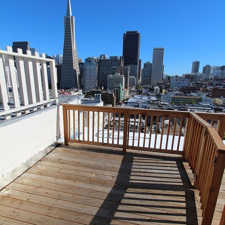 1st image of 517A Vallejo St