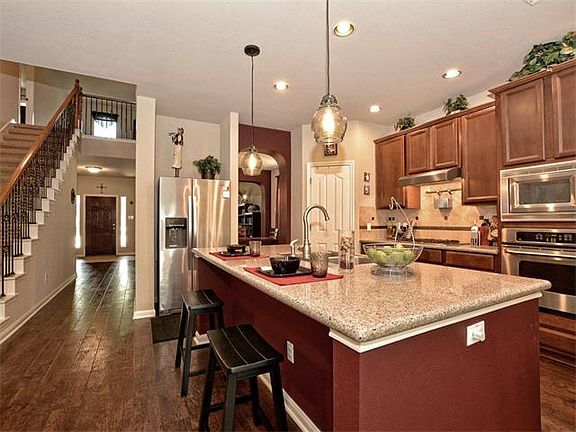 2nd image of 3409 Sophora Ct