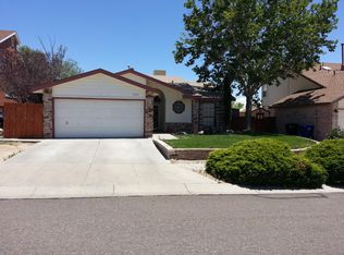 9304 Joe Montoya Pl NW, Albuquerque, NM 87114