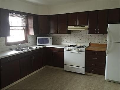 2nd image of 37 N Jane Dr