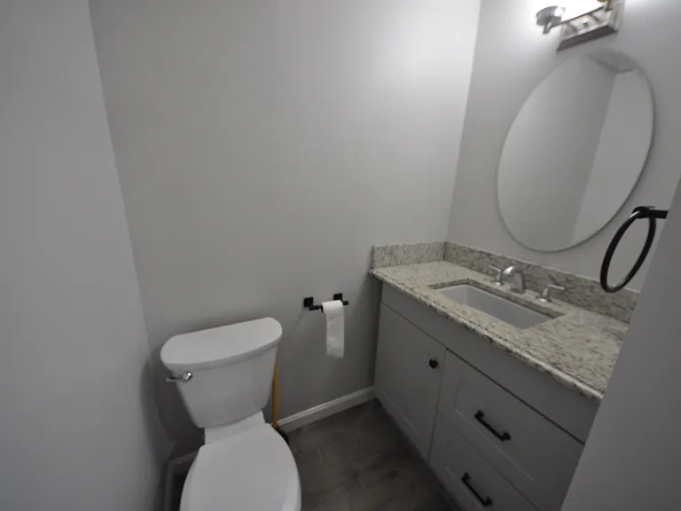 26 Johnson St #B — Photo 8