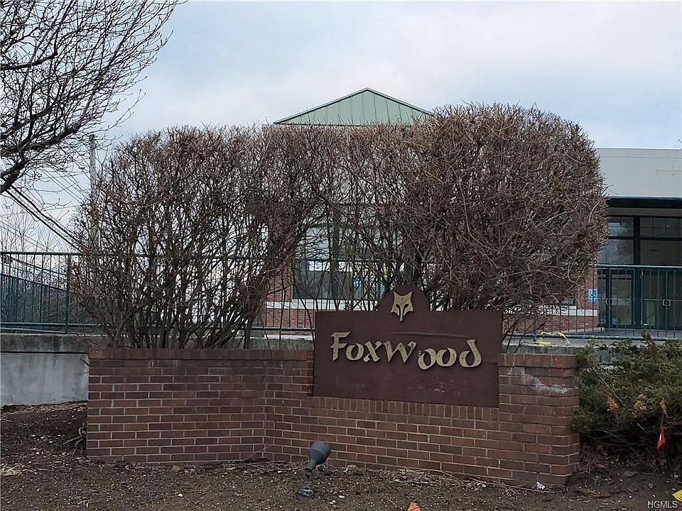 1st image of 5 Foxwood Cir