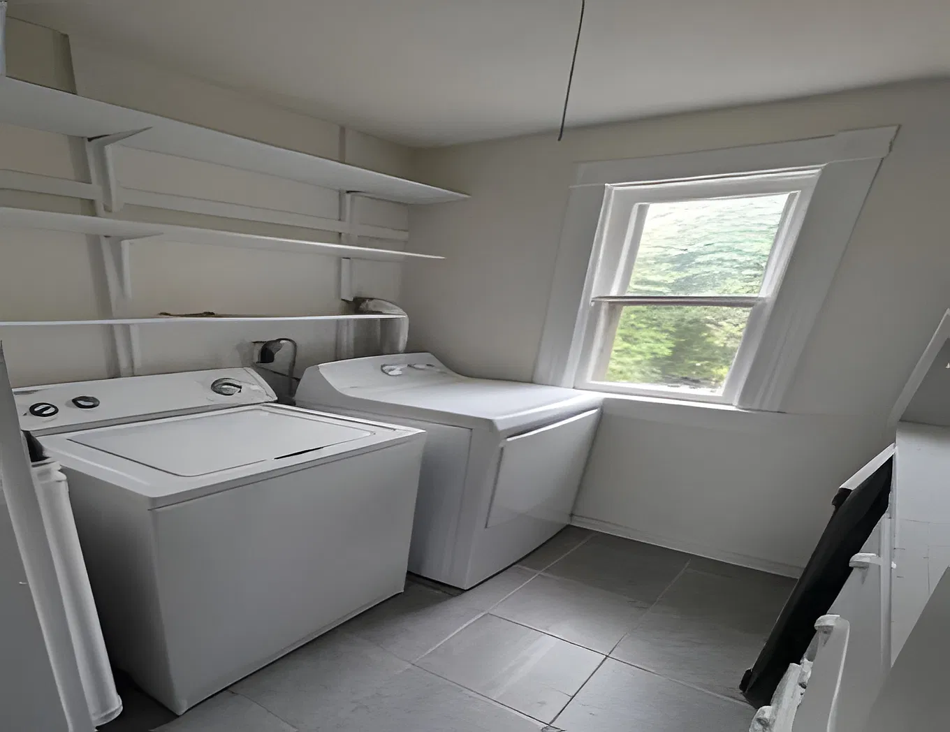 2 bed, 1000 sqft, $1,800 — Photo 4