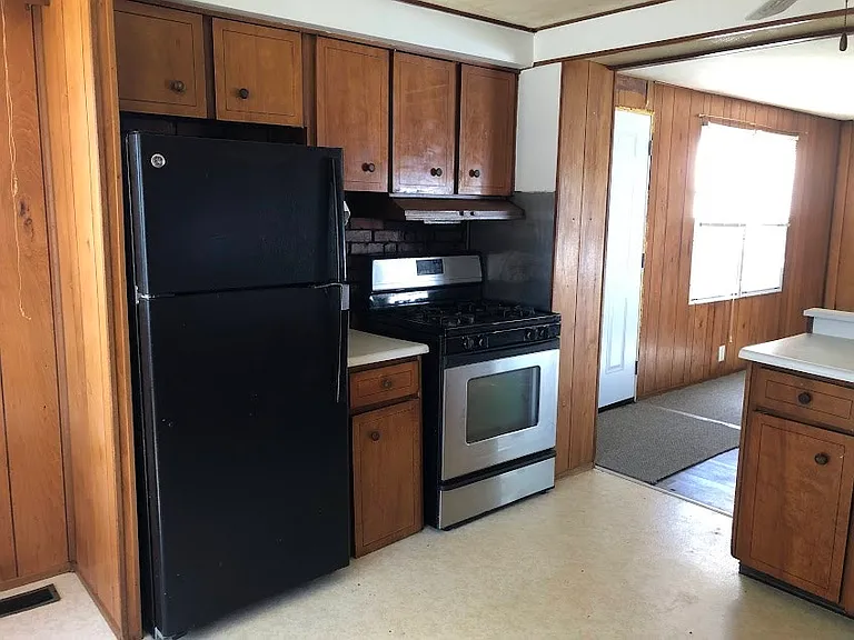 2822 Pearl Ave — Photo 8