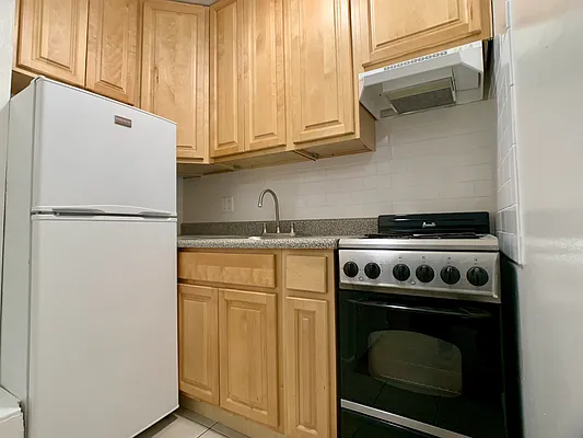 Rented by Building Equity Real Estate LLC | media 16