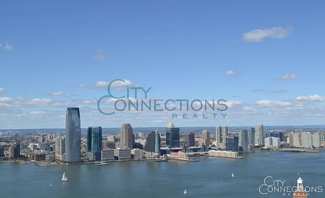 Sold by City Connections Realty | media 8