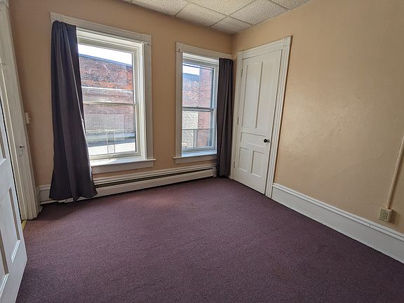 5th image of 211 N Main St #9