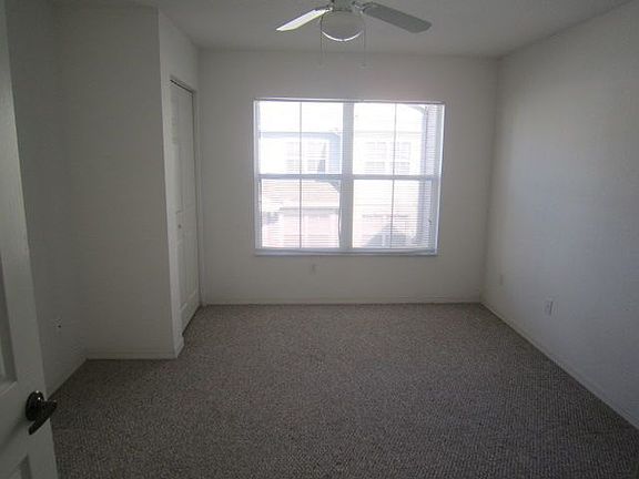 5th image of 4021 Venetian Bay Dr APT 105